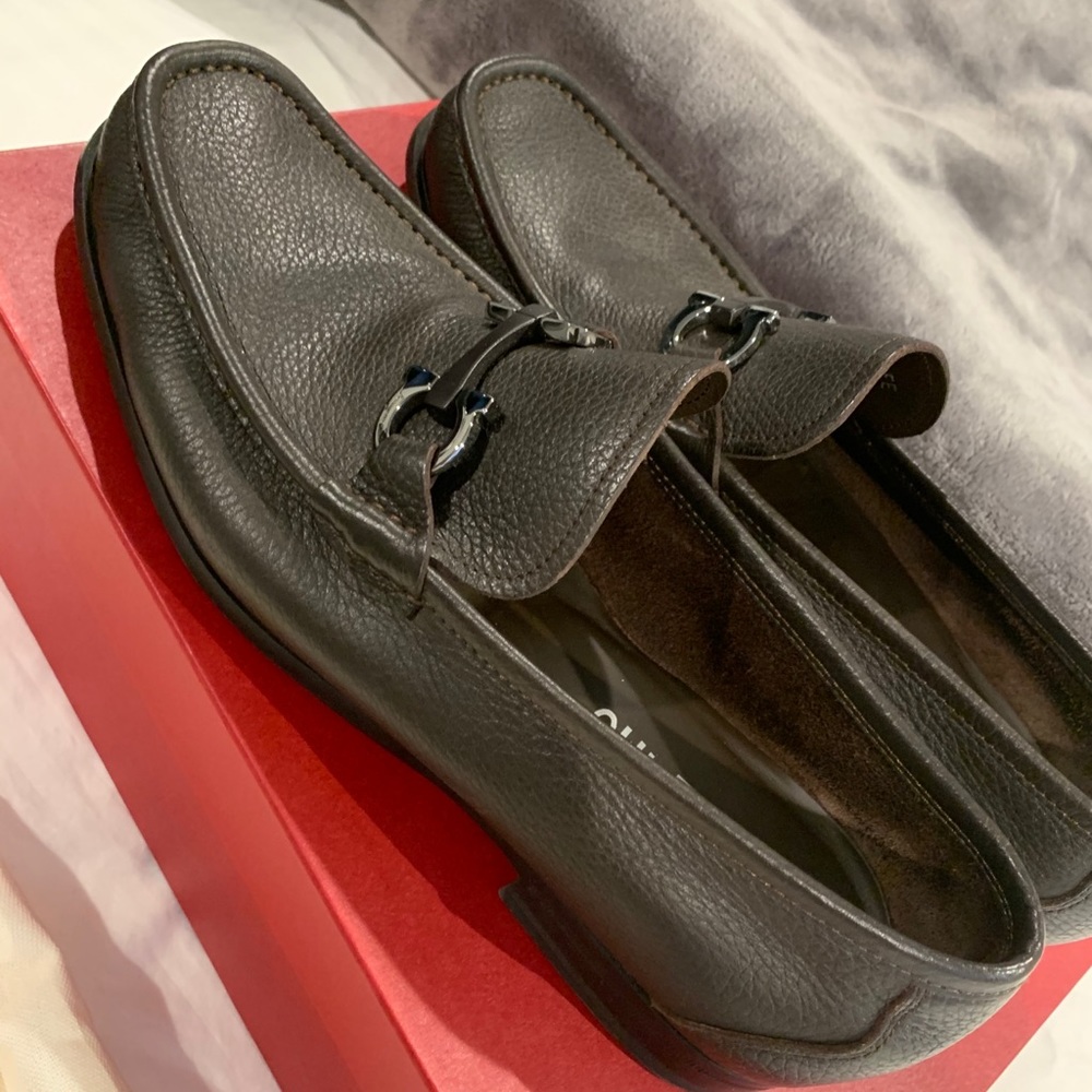 Salvatore Ferragamo Men’s Loafer size 9